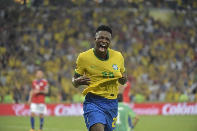 Vinícius Jr. säger att han är ledsen efter ännu en besvikelse för Brasilien i VM