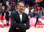 Real Madrid Basketball "stj&auml;ler" tr&auml;naren Pedro Mart&iacute;nez fr&aring;n Valencia Basket