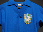 Pel&eacute;s fotbollstr&ouml;ja som bars under VM-finalen 1958 s&aring;ldes f&ouml;r n&auml;stan 5 miljoner dollar