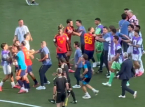 Argentinas osportsliga beteende: Avskyv&auml;rd attack av Paredes och f&ouml;rol&auml;mpning under firandet