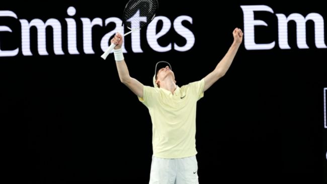 Jannik Sinner försvarar Australian Open-titeln: Första italienaren att vinna tre Grand Slam-turneringar