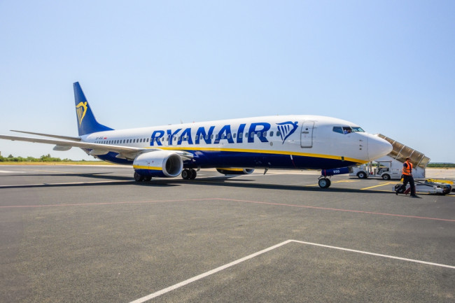 Man höll på att sugas ut genom ett fönster på Ryanair-flygning