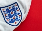 Storbritanniens premi&auml;rminister Keir Starmer antyder bankhelg om England vinner VM