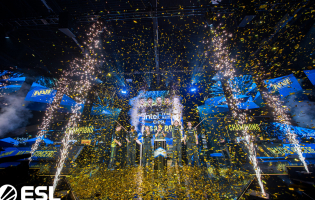 IEM Atlanta 2026: Natus Vincere lyfter trof&eacute;n efter att ha besegrat GamerLegion i finalen