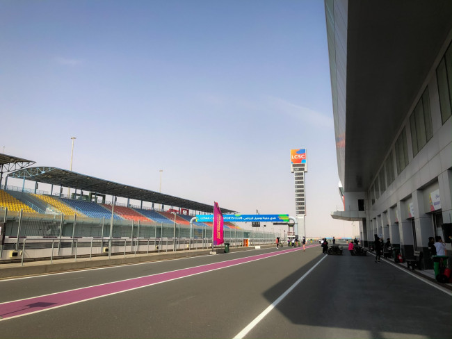 Öppningsloppet i World Endurance Championship sköts upp på grund av konflikt i Mellanöstern
