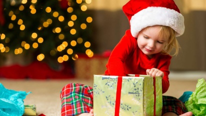 Barn vill ha spelprenumerationer mer än spel i julklapp